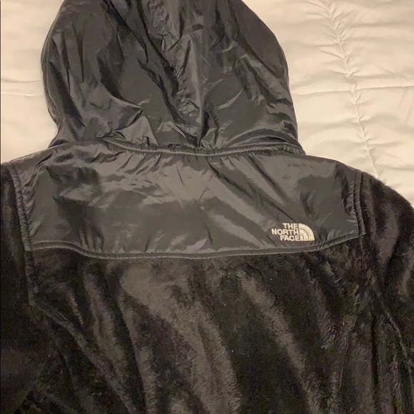 Black North Face jacket - Picture 3 of 3